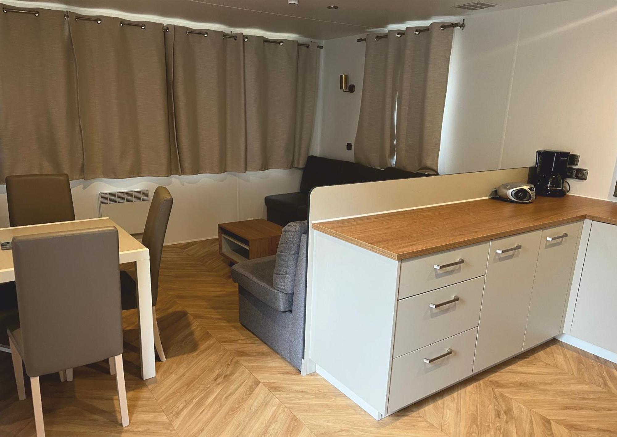 סן-ברבן-לה-פן Grand Mobile-Home 45M2 Au Calme Et Au Bord De Mer מראה חיצוני תמונה